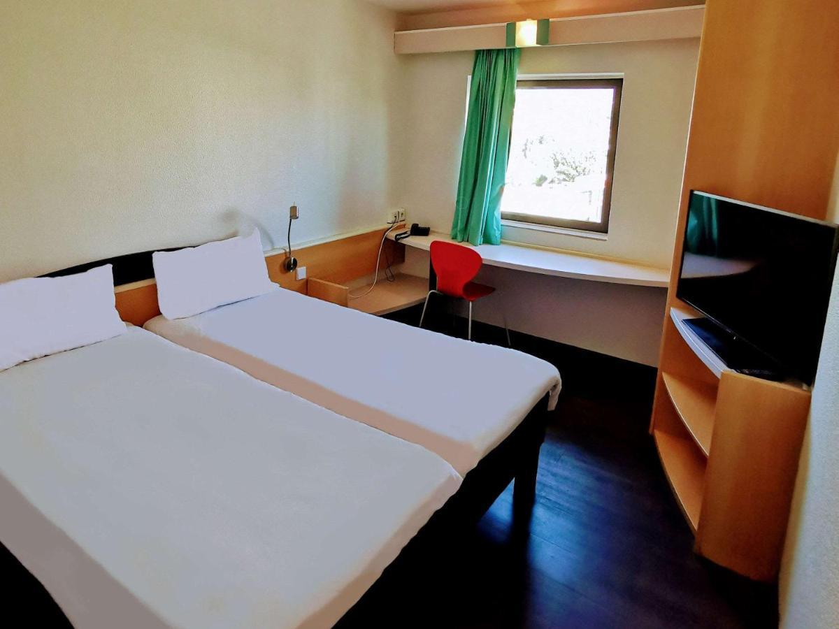 Hotel Ibis Leiria Fatima Exterior photo